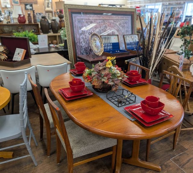 I spy with my little eye... lots of treasures for your home! 🔎🪎 Check out our new website for more details on shopping, donating, current sales, events, and more! 

https://cochranehometreasures.ca/

Donation Hours: 
Monday/Tuesday/Saturday/Sunday 10am until 4pm 
Wednesday/Thursday/Friday 10am until 7pm 

Store Hours: 
Monday/Tuesday/Saturday/Sunday 10am-5pm
Wednesday/Thursday/Friday 10am until 8pm 

Closed on all statutory holidays.